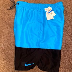 Nike blue/black trunks